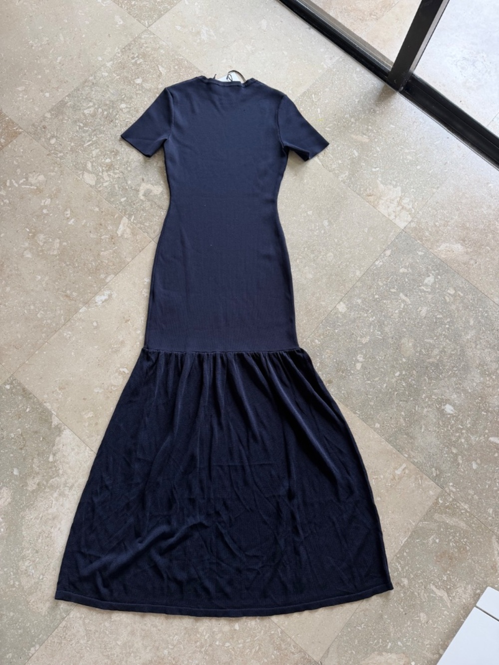 Dress - Picture 2 of 6